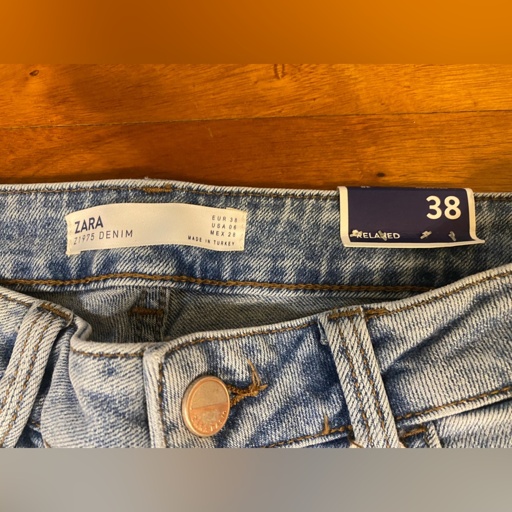 NWT Zara Basic Z1975 Denim Straight Leg Ankle Pearl Cuff Jean Size 06/38 - Picture 6 of 9